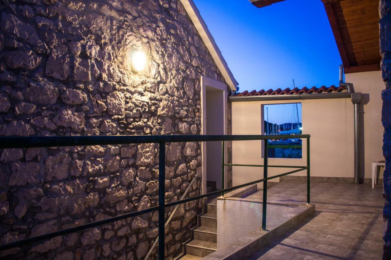 Apartment Titinica Murter Zewnętrze zdjęcie